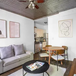  Apartment Sophisticated 2bd On Barrow Street, Greenwich Village United States