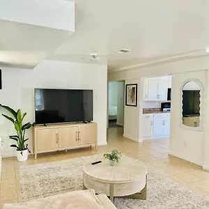 Apartment Cozy Evergreen By Airport United States